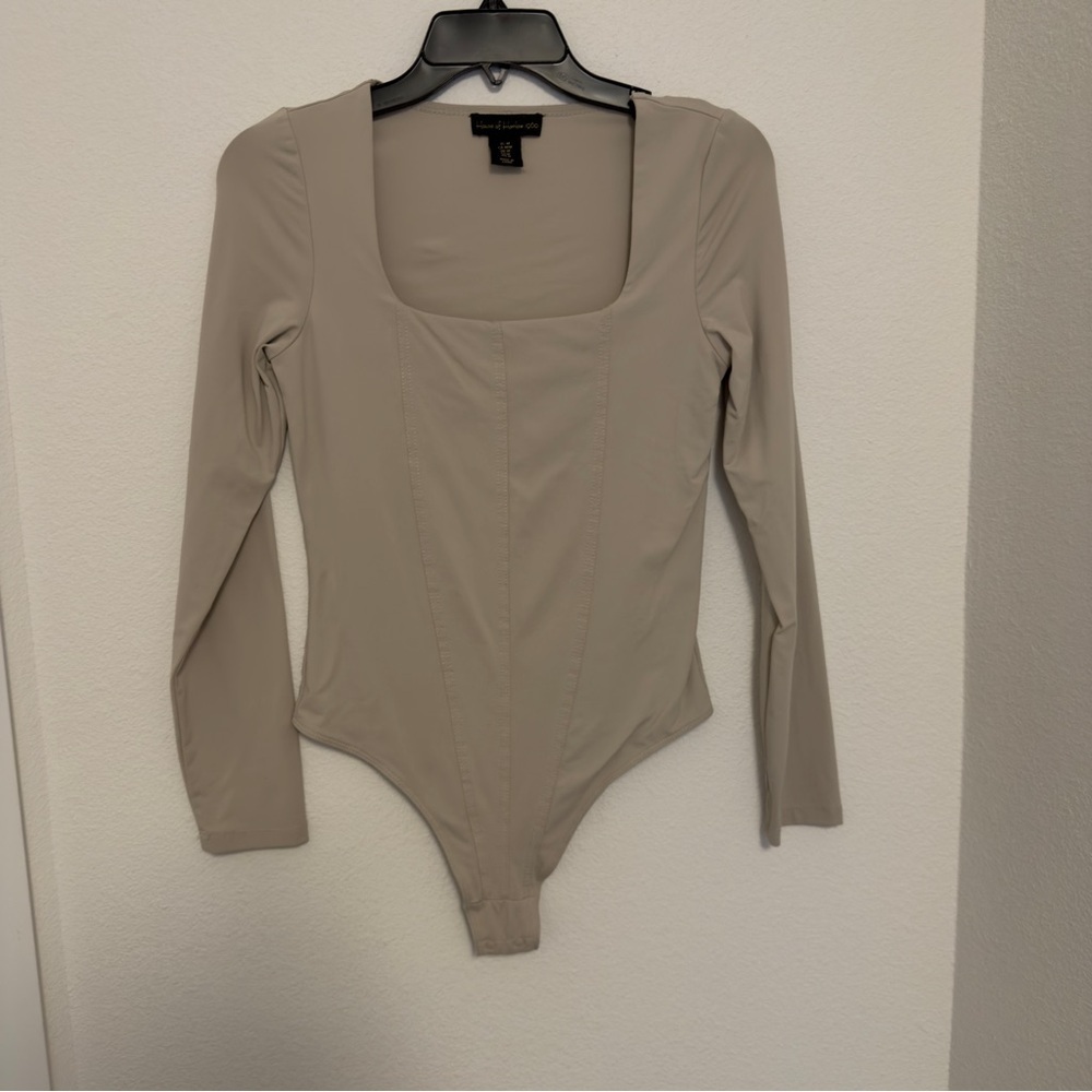 House Of Harlow Square Neck Long Sleeve Bodysuit Thong Back Size M Women’s